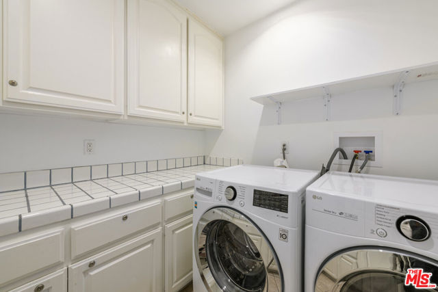8760 White Oak Avenue, Sherwood Forest CA: https://media.crmls.org/mediaz/6776b302-7997-4bf9-a5ec-a61af92131ea.jpg