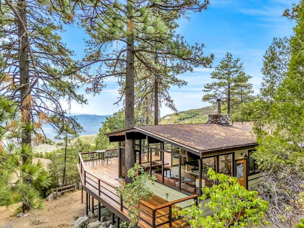 27011 Lookout Lane
