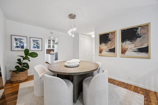 307 Carlos Avenue, Redwood City CA: https://media.crmls.org/mediaz/67782ddb-58bf-40ec-836e-ac2edfa834f5.jpg