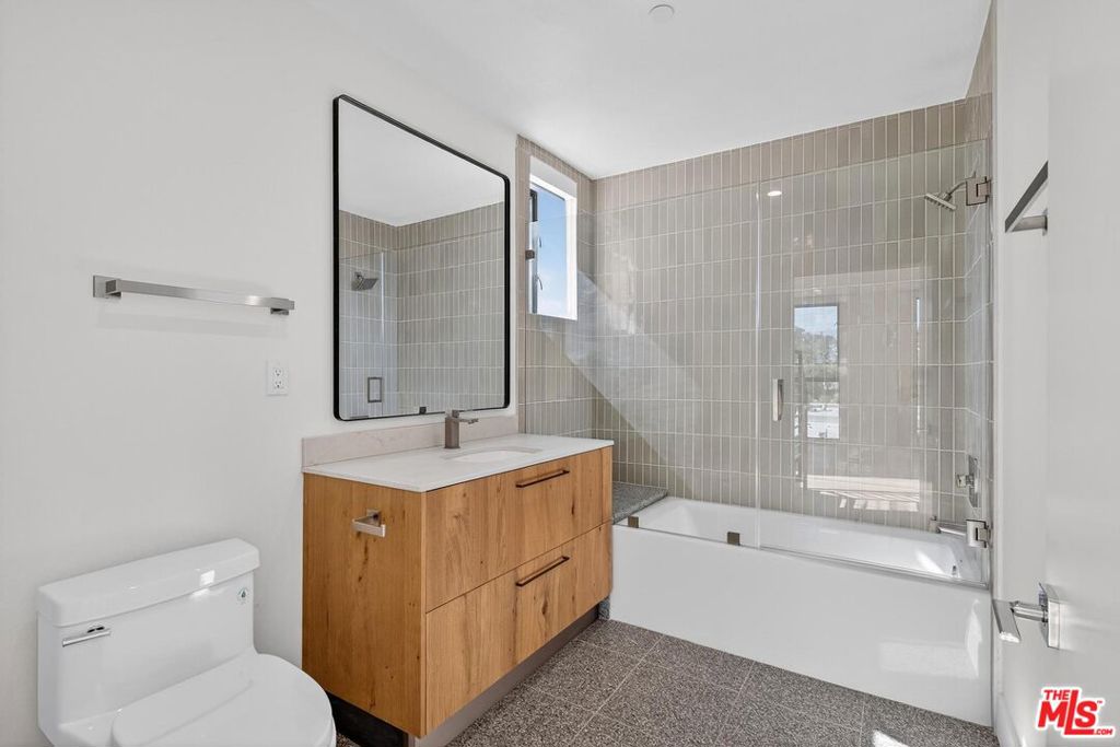 MLS #25621523 image #21