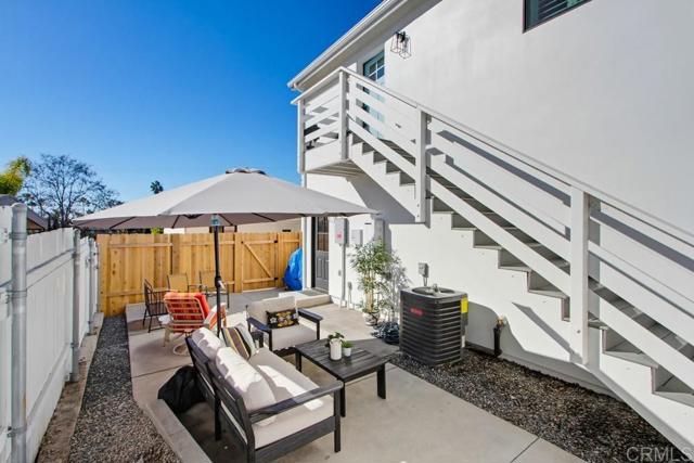 Detail Gallery Image 11 of 34 For 3522 Adams St, Carlsbad,  CA 92008 - 2 Beds | 2 Baths