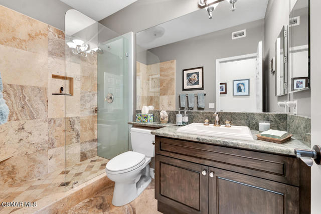 782 Emerson Street, Thousand Oaks CA: https://media.crmls.org/mediaz/6779ce15-dcb7-42eb-b5cb-bb70434f4329.jpg