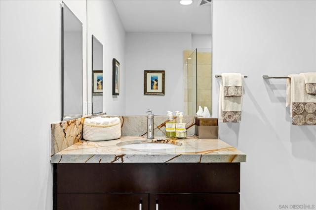 Image 43 of 60 For 1262 Kettner Blvd  3202
