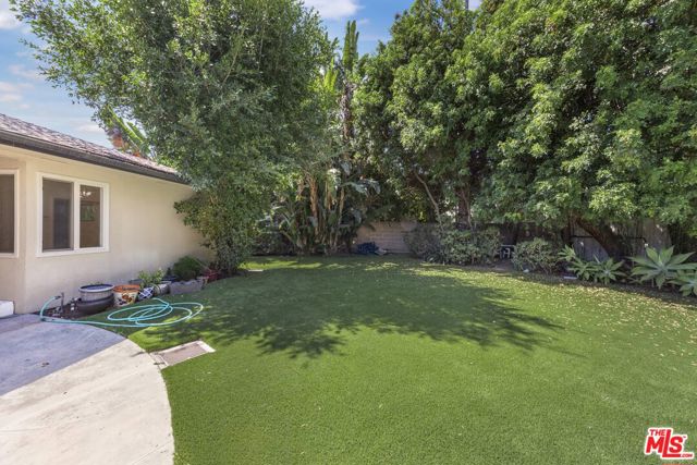 3133 Barbydell Drive, Los Angeles CA: https://media.crmls.org/mediaz/677b4dd3-b09f-4df9-b9b1-51fd27767d17.jpg
