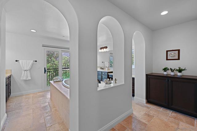 17216 Turf Club Dr, San Diego CA: https://media.crmls.org/mediaz/677b5a47-ec41-4edc-a6c7-ea23d24d46b1.jpg