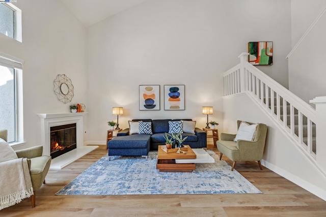 32 Maximo Ct, Danville CA: https://media.crmls.org/mediaz/677ca8d0-4109-413c-81a7-675c49dc2e9c.jpg