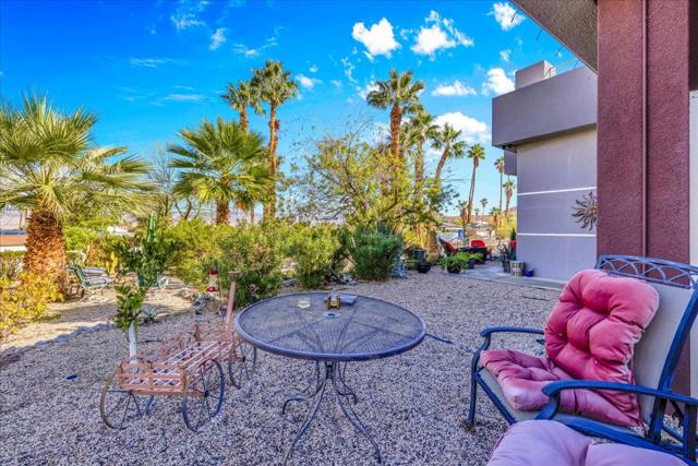 39061 Bel Air Drive, Cathedral City CA: https://media.crmls.org/mediaz/6780063b-742e-415e-b3e7-5e6af98a515a.jpg