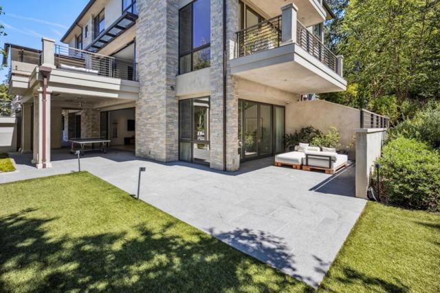 1 Tallwood Court, Atherton CA: https://media.crmls.org/mediaz/678054db-12a6-478c-8a79-45c2ef50b5e3.jpg