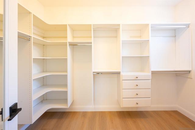 11475 Eastridge Pl, San Diego CA: https://media.crmls.org/mediaz/678302e3-36eb-4836-beaf-f8aef1891b45.jpg