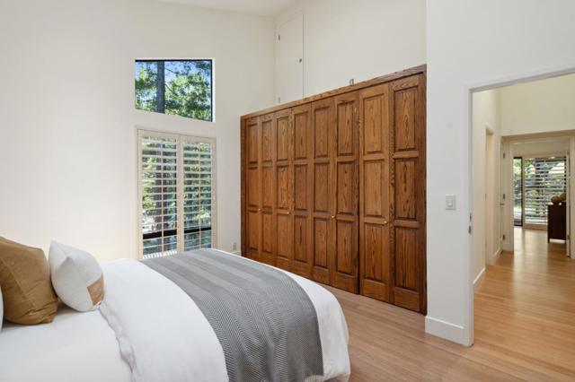 50 Bear Paw, Portola Valley CA: https://media.crmls.org/mediaz/6784b173-6cb6-4434-994b-cb7aaa1a0584.jpg