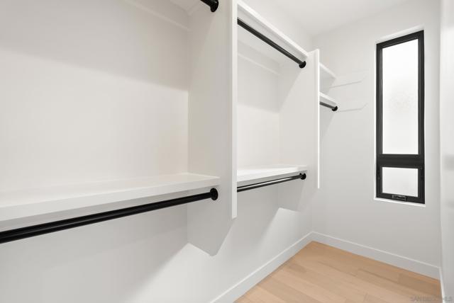 Image 30 of 46 For 1375 Pacific Beach Dr.