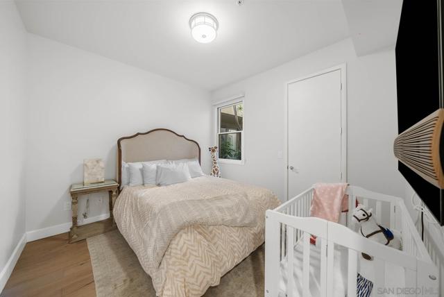 141 Orange Ave, Coronado CA: https://media.crmls.org/mediaz/67851c22-61e4-4ab5-a8ff-1b21b12558a3.jpg