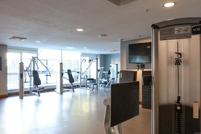 325 7Th Avenue, San Diego CA: https://media.crmls.org/mediaz/6785747b-2a33-434c-9aa3-4d95640b9972.jpg