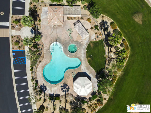 1238 Vista Sol, Palm Springs CA: https://media.crmls.org/mediaz/6786daa5-71e8-4caa-8873-d126521b6435.jpg