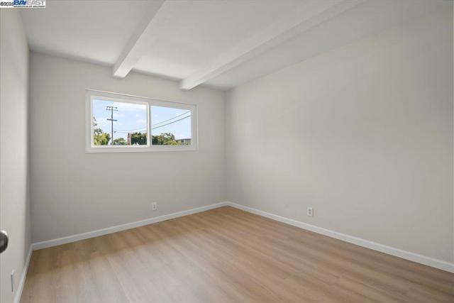 36533 Ruschin Dr, Newark CA: https://media.crmls.org/mediaz/67877aa6-da48-45ab-974b-65db99e29701.jpg
