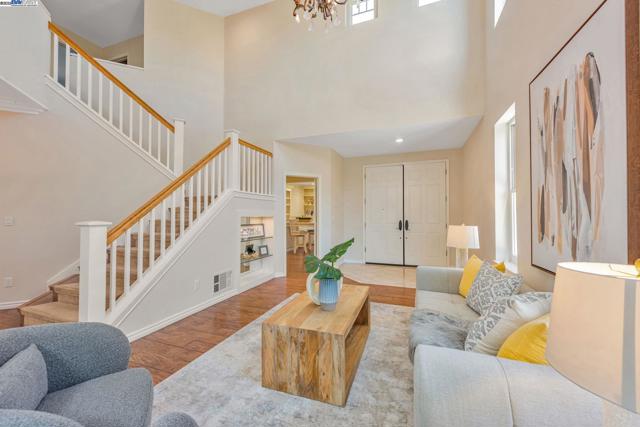 4069 Pergola CT, Castro Valley CA: https://media.crmls.org/mediaz/678873ef-2699-45f9-80dd-2fb2a1a87d36.jpg
