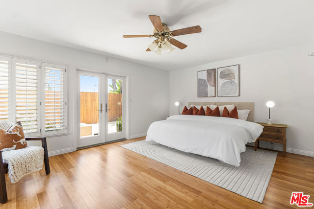 5210 S Corning Avenue, Los Angeles CA: https://media.crmls.org/mediaz/67887ef3-1593-49be-9f3d-bcb5f0d75fd7.jpg
