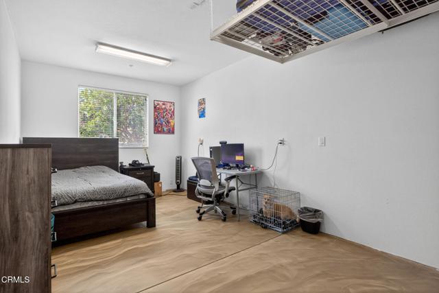 Detail Gallery Image 19 of 42 For 8514 Morningstar Ln, Canoga Park,  CA 91304 - 4 Beds | 4 Baths