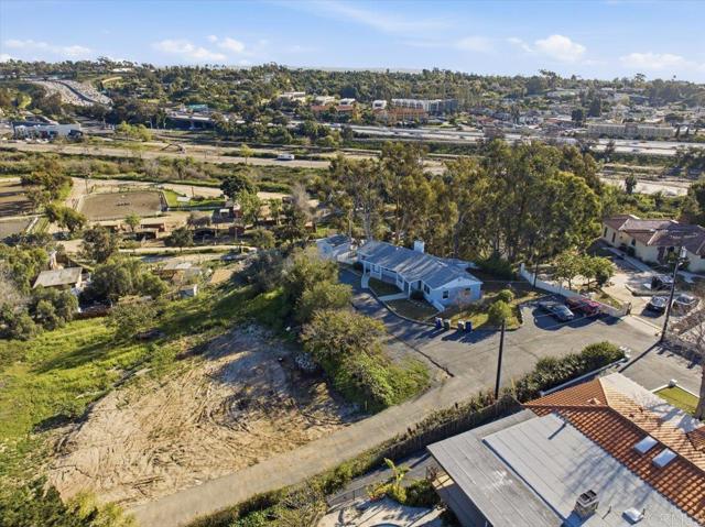 Detail Gallery Image 5 of 36 For 3875 Grandview, Bonita,  CA 91902 - 3 Beds | 2 Baths