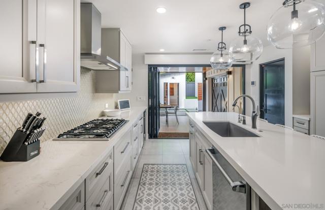 1303 Hermes Ave, Encinitas CA: https://media.crmls.org/mediaz/678b2993-f7eb-417c-b90a-a69b9aa4ea51.jpg