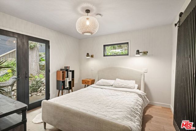 19817 Montau Drive, Topanga CA: https://media.crmls.org/mediaz/678b55d1-6ab0-4799-b2de-6aa0495c3bc6.jpg
