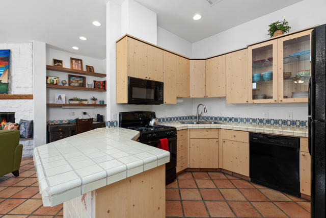 Image 13 of 35 For 51905 Avenida Obregon