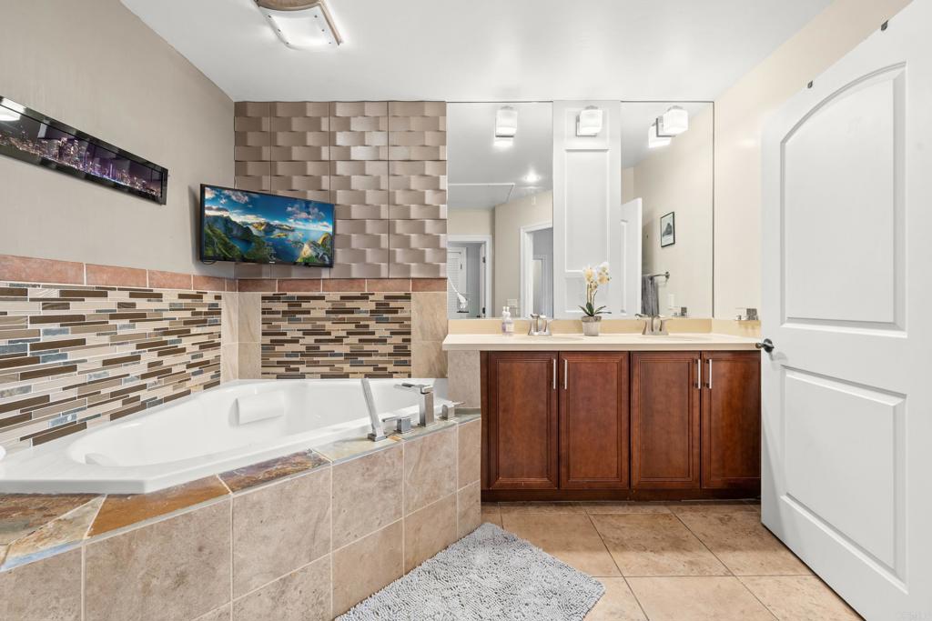 3972 Albatross Street - photo 18
