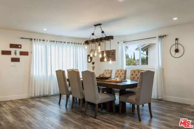 23320 Bassett Street, West Hills CA: https://media.crmls.org/mediaz/678f3ac6-766f-405b-9a4b-5e83869a2291.jpg