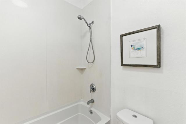 866 Altaire Walk, Palo Alto CA: https://media.crmls.org/mediaz/679142d2-1dbf-4342-a813-27355644f89e.jpg