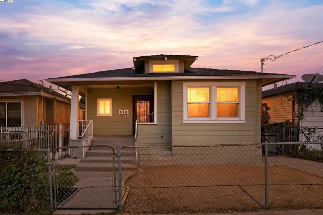 2539 Grande Vista Ave, Oakland CA: https://media.crmls.org/mediaz/679169fd-2e24-46d8-940f-e631360d5ee9.jpg