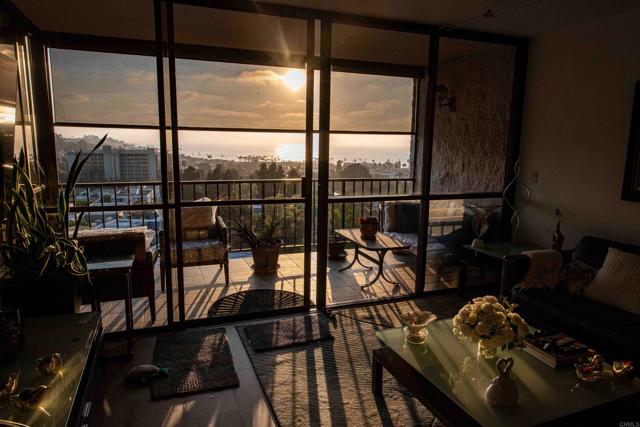 2500 Torrey Pines Road, La Jolla CA: https://media.crmls.org/mediaz/6791cbb0-7085-45ba-842c-308baa99e26f.jpg