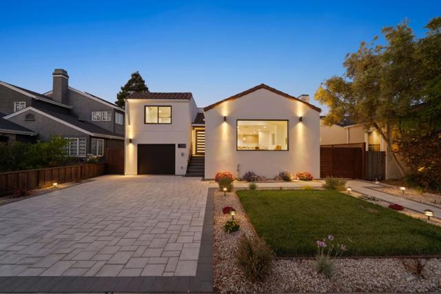 1025 Walnut Street, San Carlos CA: https://media.crmls.org/mediaz/6792790b-71ea-415d-a717-f138b7d0d77f.jpg
