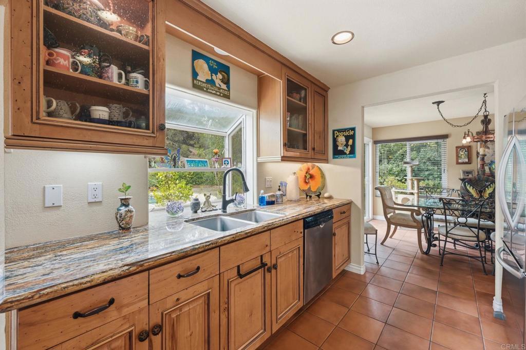 3679 Cameo Dr - photo 20
