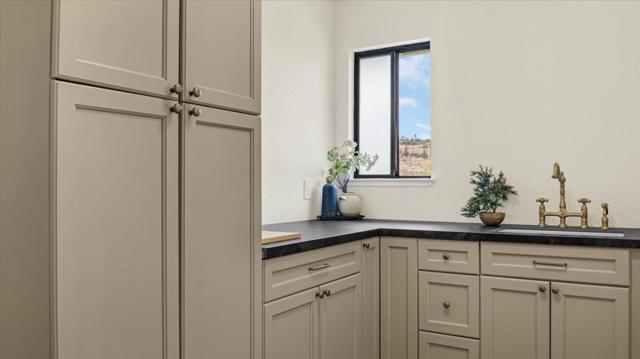 Image 31 of 49 For 352 Cowden Road