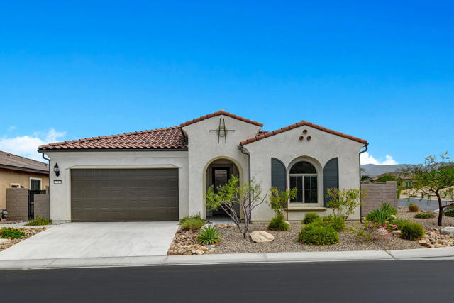 33 Magnum, Rancho Mirage, CA 92270