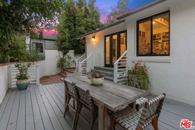 10517 Cheviot Drive, Los Angeles CA: https://media.crmls.org/mediaz/6796669c-f9d5-4d90-9ef6-a9c831a9ccdf.jpg
