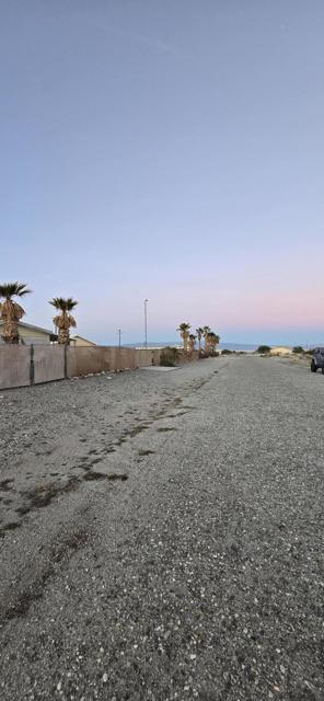 2577 Sorrel Avenue, Thermal CA: https://media.crmls.org/mediaz/6796bb80-aaba-4d05-9c96-b2872c7c3534.jpg