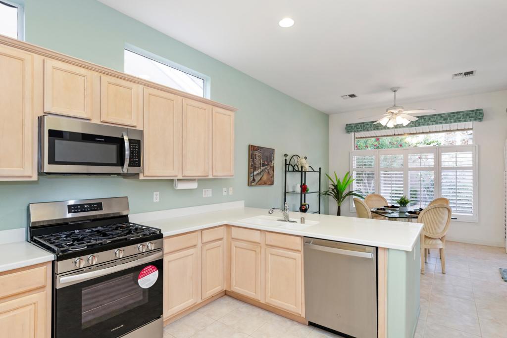 MLS #219132525DA image #10