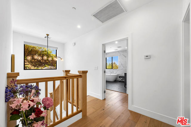 4841 Minden Place, Los Angeles CA: https://media.crmls.org/mediaz/6798d63b-cfd5-4f11-8c2d-f8826b6f7549.jpg