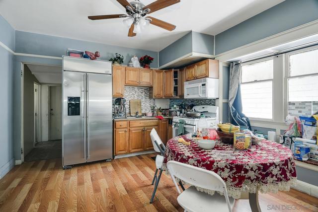3119 Market St, San Diego CA: https://media.crmls.org/mediaz/679b123a-2dd0-4d70-bd98-654c226aec74.jpg
