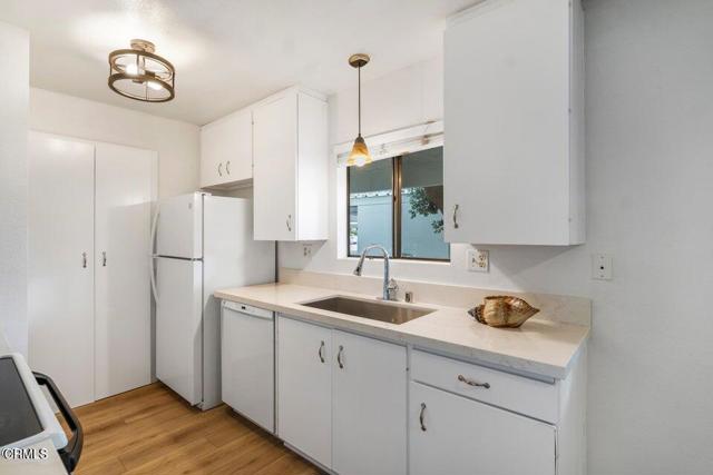 Detail Gallery Image 4 of 17 For 233 S Ventura Rd #124,  Port Hueneme,  CA 93041 - 1 Beds | 1 Baths