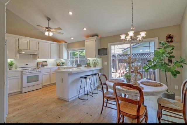 18240 Ransen Court, Morgan Hill CA: https://media.crmls.org/mediaz/679c46ad-34e4-44f7-a503-7c8d09a1699d.jpg