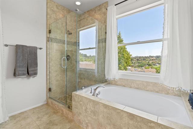 Detail Gallery Image 38 of 67 For 1957 Cresthaven Dr, Vista,  CA 92084 - 4 Beds | 3 Baths