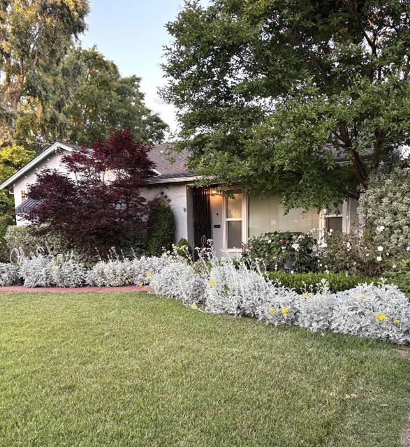 1966 Almaden Road, San Jose CA: https://media.crmls.org/mediaz/679e34c7-667e-4449-bb9b-6990c6d153e2.jpg