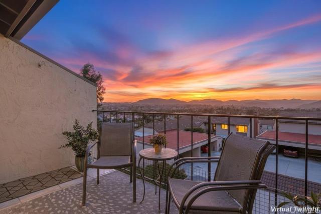 Detail Gallery Image 3 of 46 For 17347 Plaza Maria, San Diego,  CA 92128 - 2 Beds | 2 Baths
