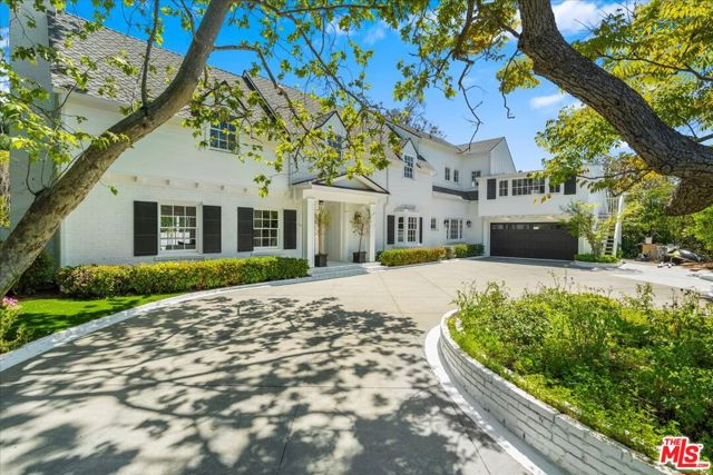 404 S Westgate Avenue, Los Angeles CA: https://media.crmls.org/mediaz/679ecd1f-bff0-436e-ba9c-92c1b9465e57.jpg