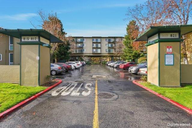 819 N Humboldt Street, San Mateo CA: https://media.crmls.org/mediaz/67a025a6-cded-4f02-9430-18d2102ce4f6.jpg
