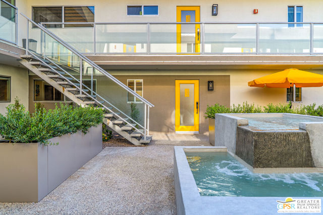 588 E San Lorenzo Road, Palm Springs CA: https://media.crmls.org/mediaz/67a02737-16d8-44ac-89a5-87f0587538eb.jpg