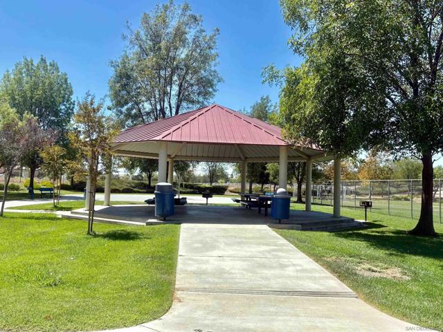 32757 Marin fields, Winchester CA: https://media.crmls.org/mediaz/67a1378d-f834-4ffa-85a1-bdd706f6ee1a.jpg