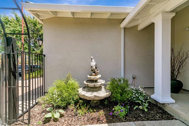 6550 Mcabee Road, San Jose CA: https://media.crmls.org/mediaz/67a34f2f-67bb-4aab-aa9d-ce7feed723e9.jpg